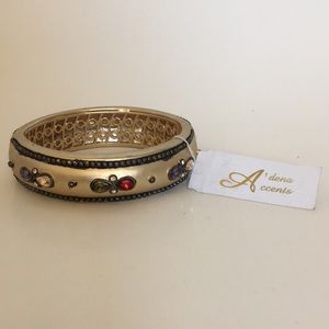 𝅺Ladies’ A’dena Accents Jeweled Bangle bracelet